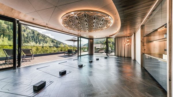 Images of the luxury lodge in South Tyrol