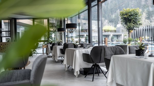 Images of the luxury lodge in South Tyrol