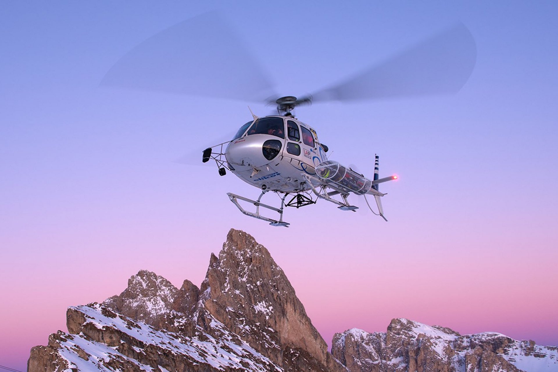 Exclusive helicopter tours in South Tyrol