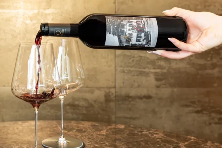 Fine Wines & Lounge-Bar